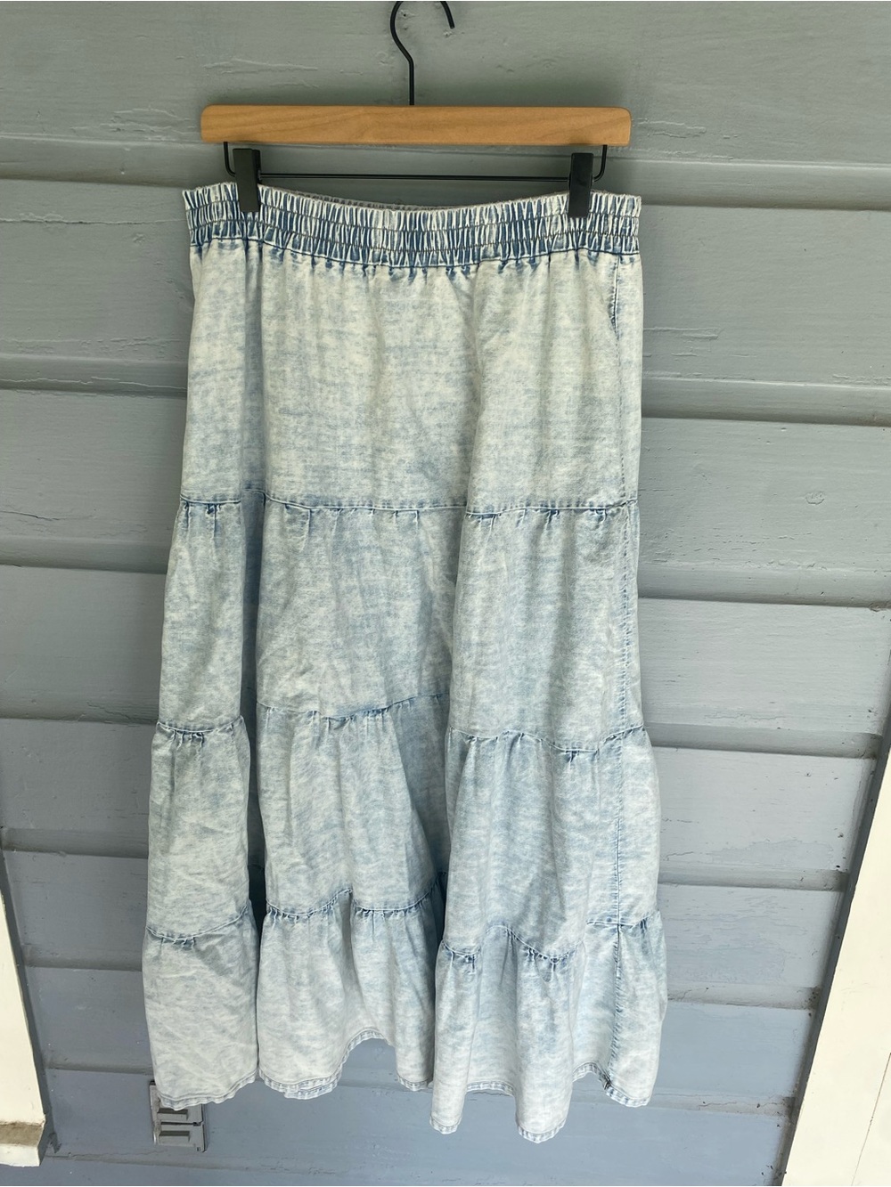 SSYS Light Wash Tiered Maxi Skirt - Blue LARGE - Picture 3 of 5